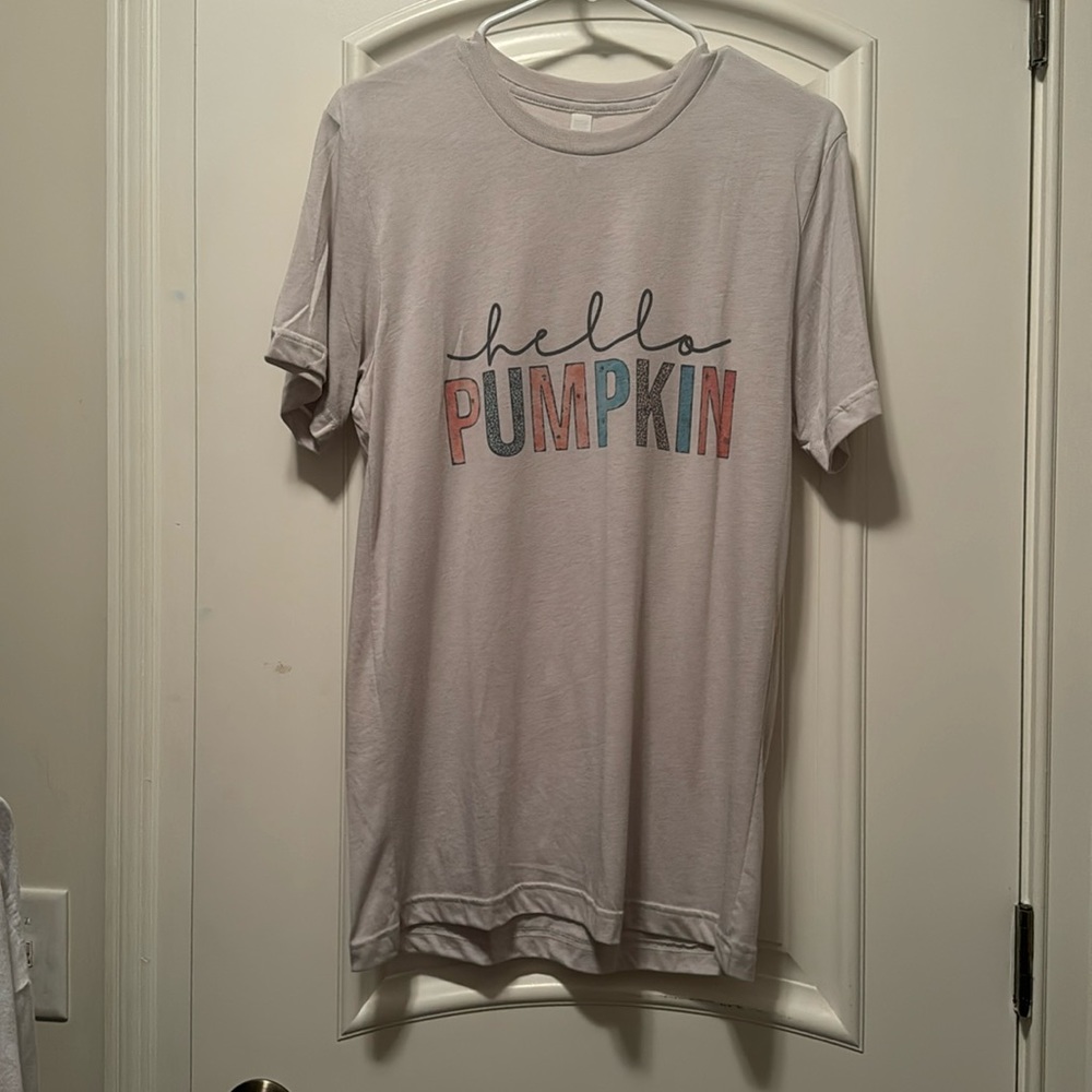 FALL TEE!: Hello Pumpkin Graphic Tee